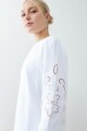 Sweatshirt con calados bordados blanco