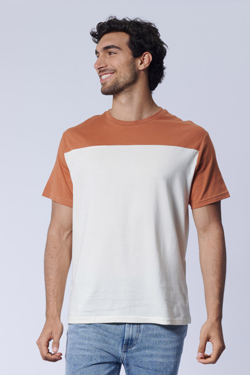 Remera Bloque Cruda