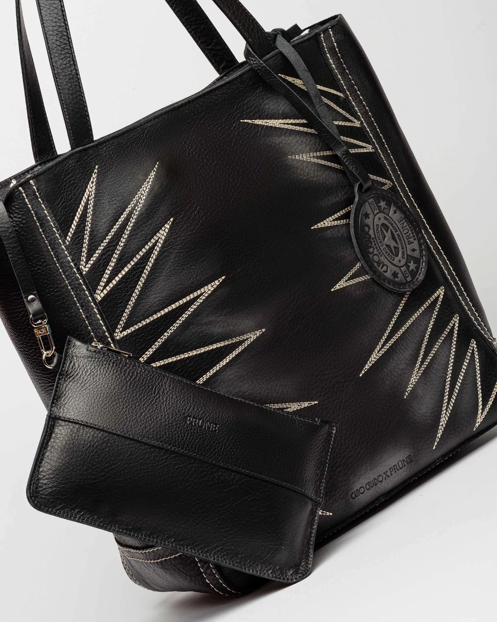 Cartera Prune