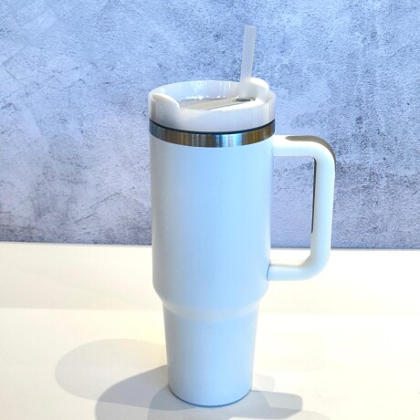 Vaso Térmico De Acero Con Asa 1L Medidas: Alto 26cm x Ø10cm Vaso Térmico De Acero Con Asa 1L Medidas: Alto 26cm x Ø10cm