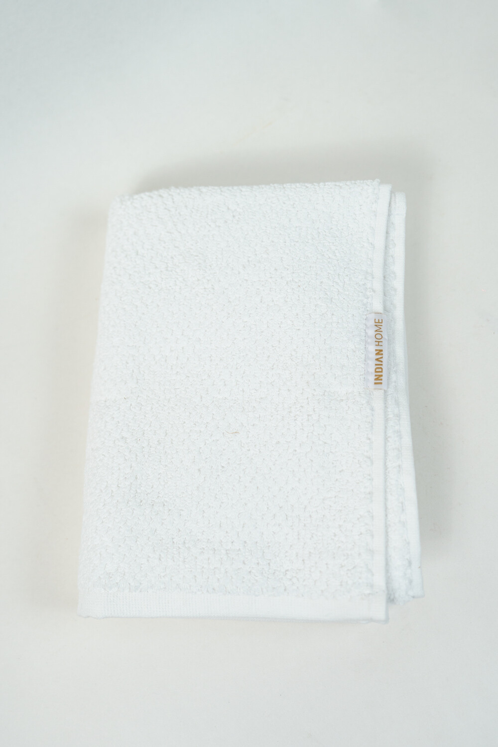 Toalla Piso Muma, 700g. Blanco