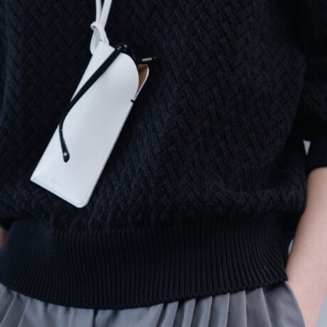 Estuche colgante para lentes cuerina Blanco