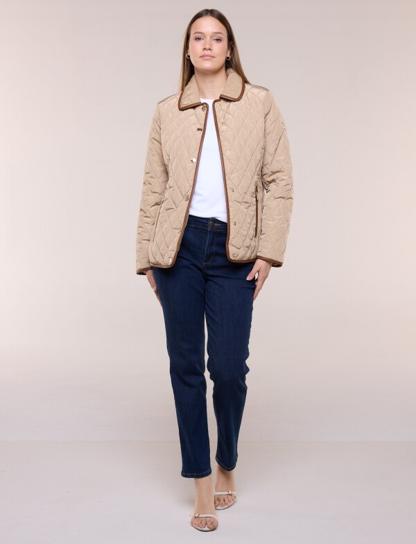 Campera Capitoneada Detalle En Ecocuero BEIGE