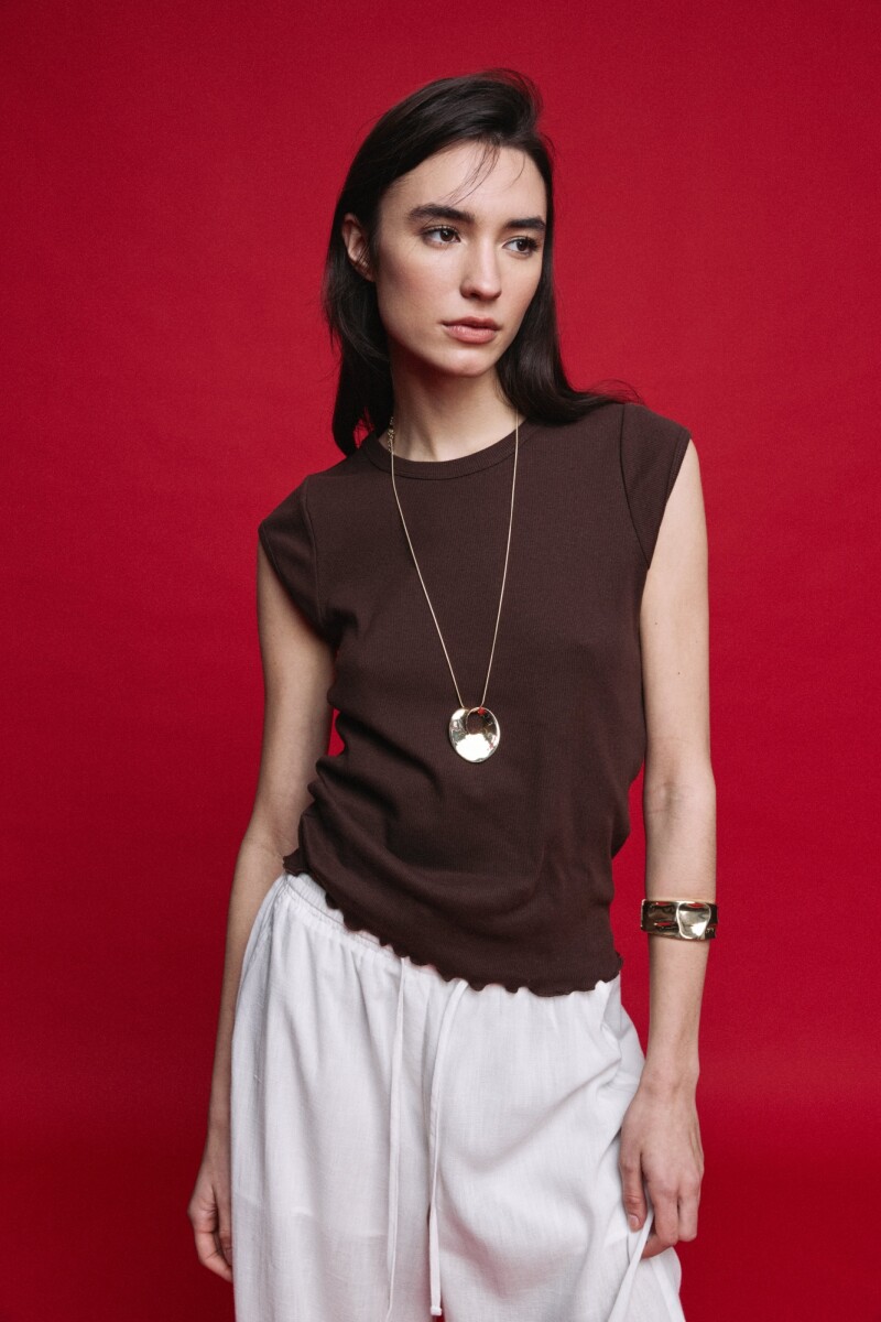 REMERA NEMI Chocolate