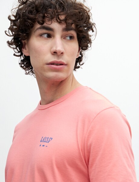 Remera Benedict Coral