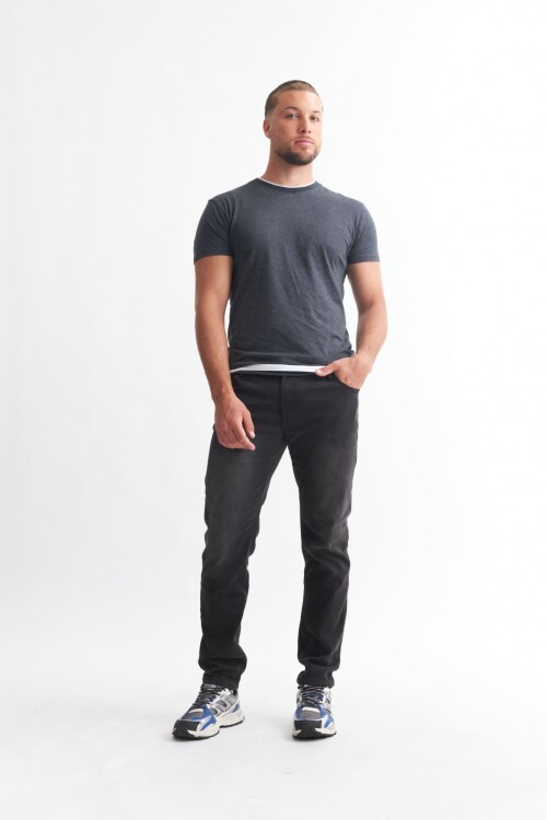 Jean Slim NEGRO