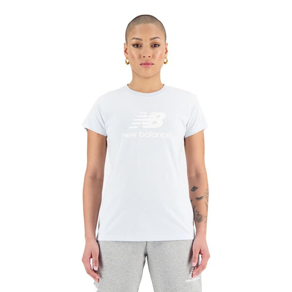 Remera New Balance Essentials de Mujer - WT31546IB Celeste