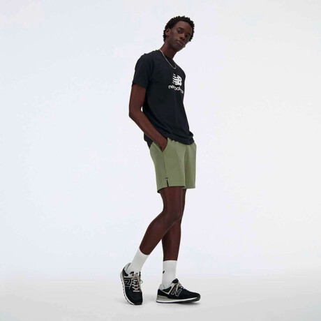 Remera Stacked Logo de Hombre negro