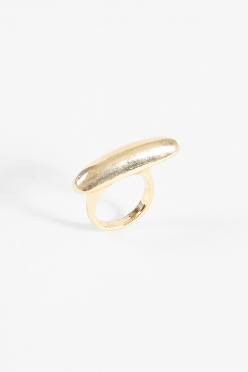 Anillo ovalado dorado