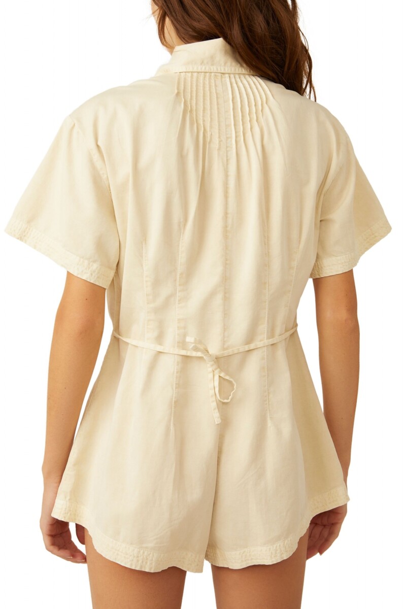 KEEP IT CRISP SHORTALL Marfil