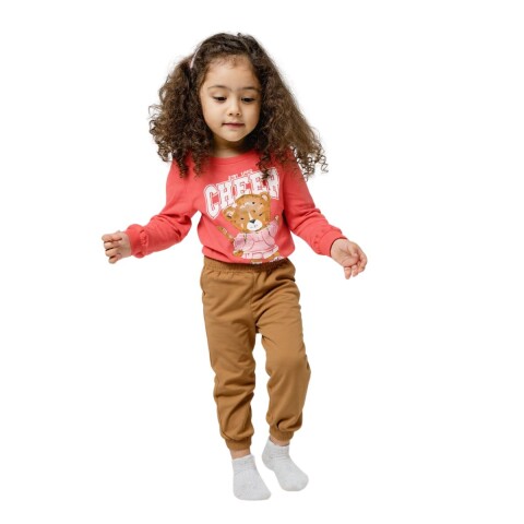 CONJUNTO JOGGER 4-10 CEREZA KAK