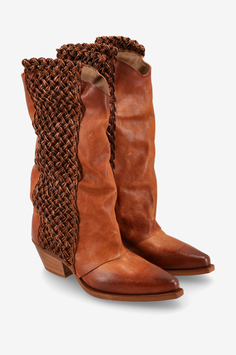 BOTA Camel