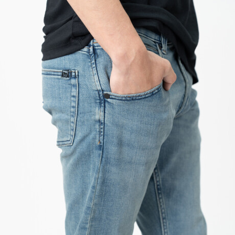 Jean Wrangler de Hombre - UNLIMITED COMFORT - 112344974 Sin color