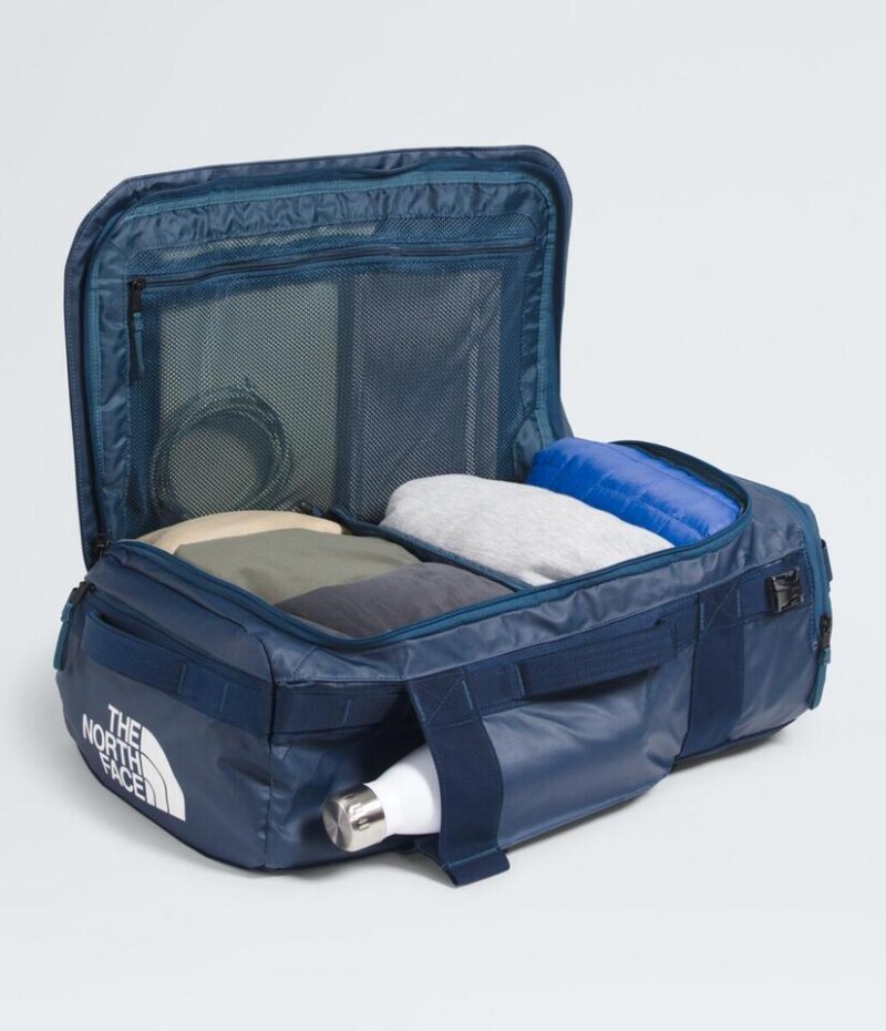 Bolso Base Camp Voyager Duffel 32 L Shady Blue/summit Navy