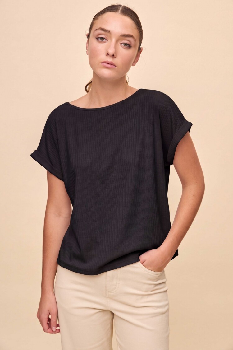 REMERA ILVA Negro