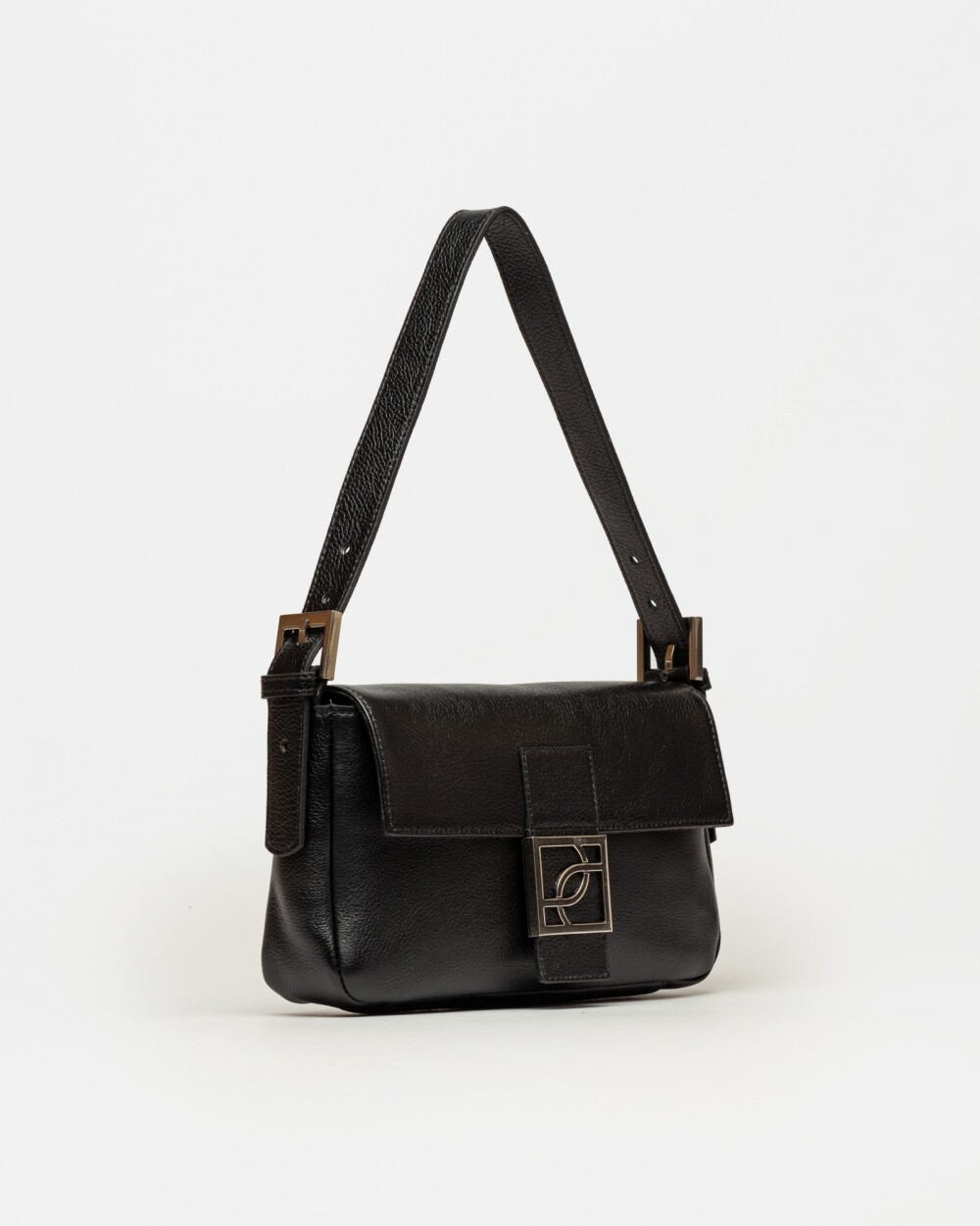 Cartera al hombro Signature en cuero graneado Negro