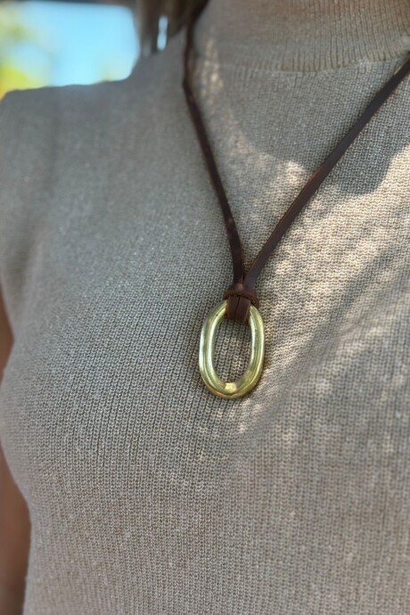 Mini Oval Shape Necklace Dorado