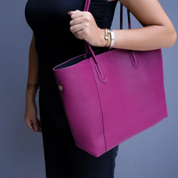 CARTERA CON NECESER RENATA BORDEAUX