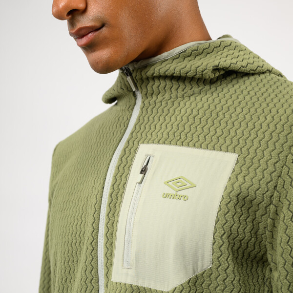 Campera Northbound Umbro Hombre 00v