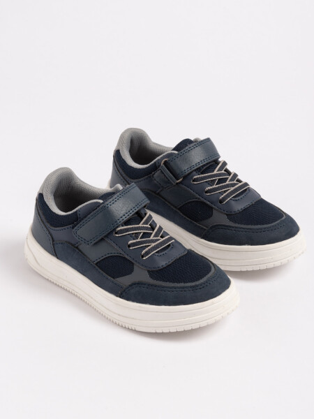 Zapatilla con velcro combinada Azul