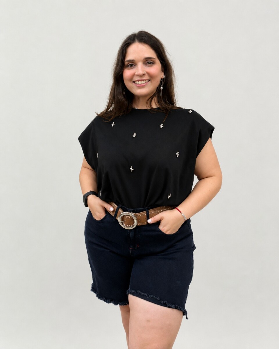Remera hombreras - Negro 