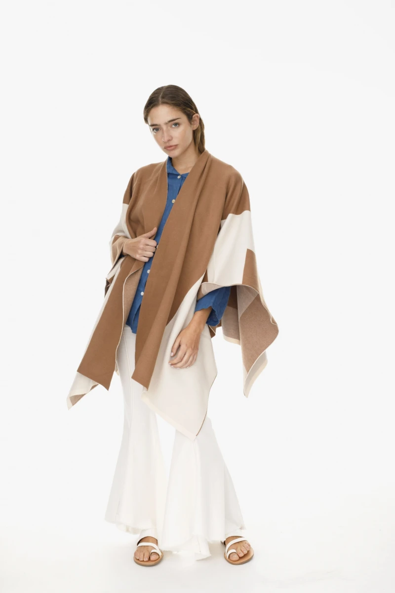 Ruana North camel talle unico