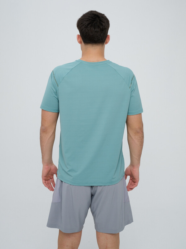 REMERA TERREN Umbro Hombre 00v
