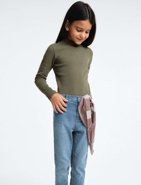 POLERA INFANTIL EN TELA ACANALADA VERDE