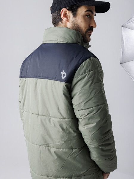 OUTWEAR BENUE VERDE MILITAR