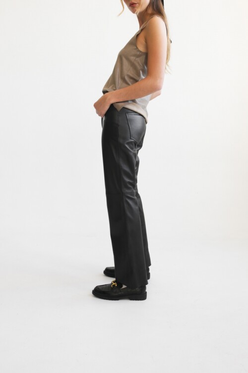 PANTALON CUERO WINDY NEGRO