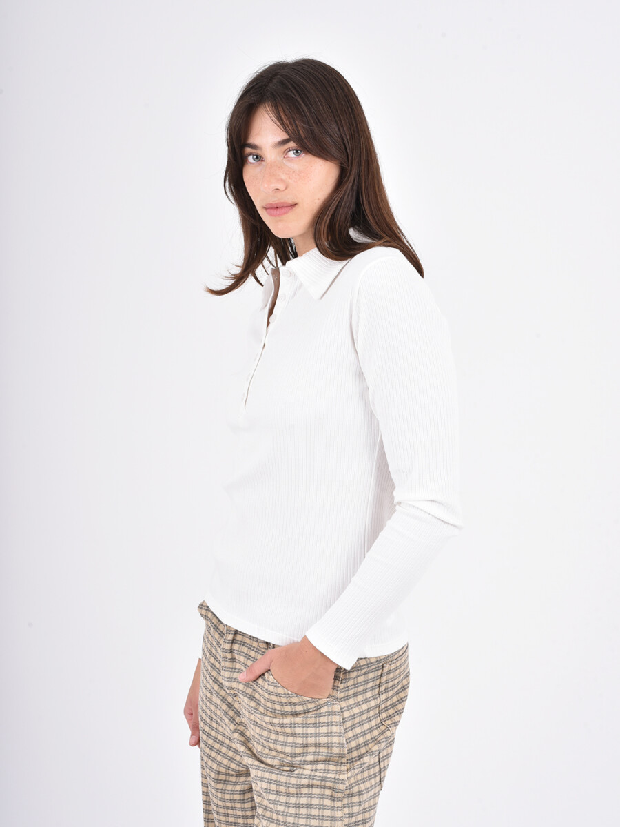 REMERA XAMARA - OFF WHITE 