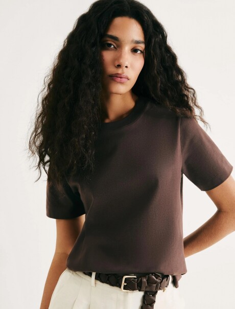 BLUSA FEMENINA SUPER COTTON MANGA CORTA MARRÓN