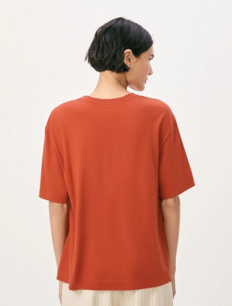 CAMISETA CON ESTAMPA MODELO OVERSIZE ROJO