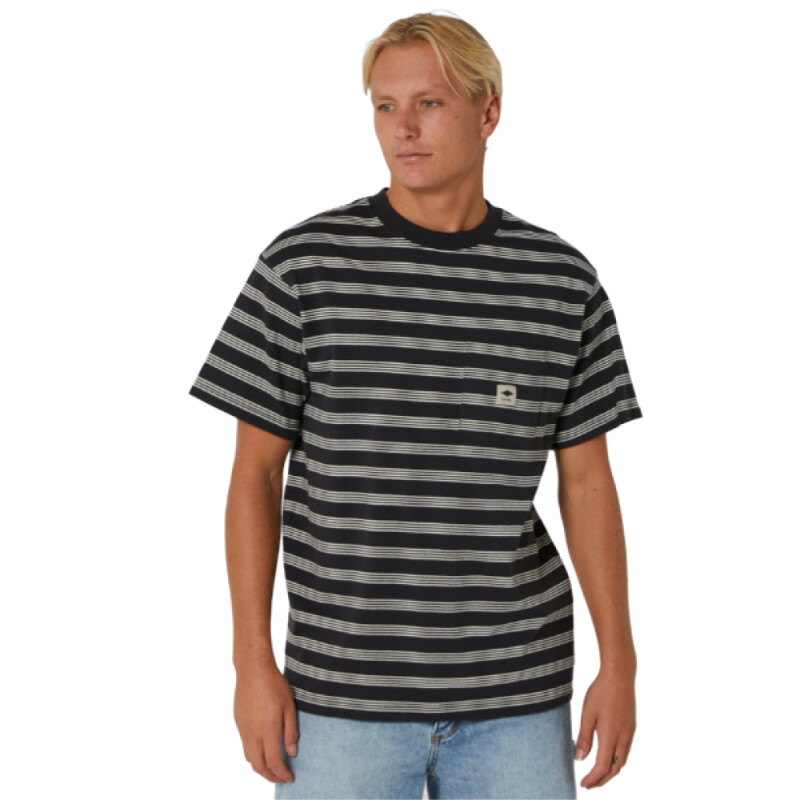 Remera MC Rip Curl Quality Surf Products Stripe Remera MC Rip Curl Quality Surf Products Stripe