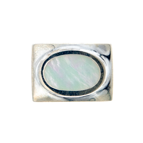 Anillo de plata 925 y nácar. Anillo de plata 925 y nácar.