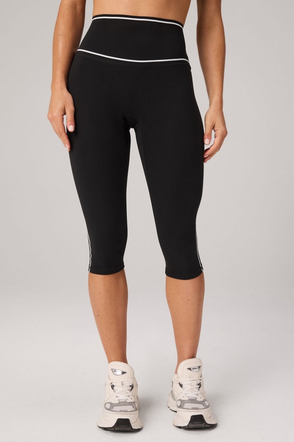 Legging The No-Seam Pureluxe Tlc High-Waisted Capri Mujer Black/Classic White