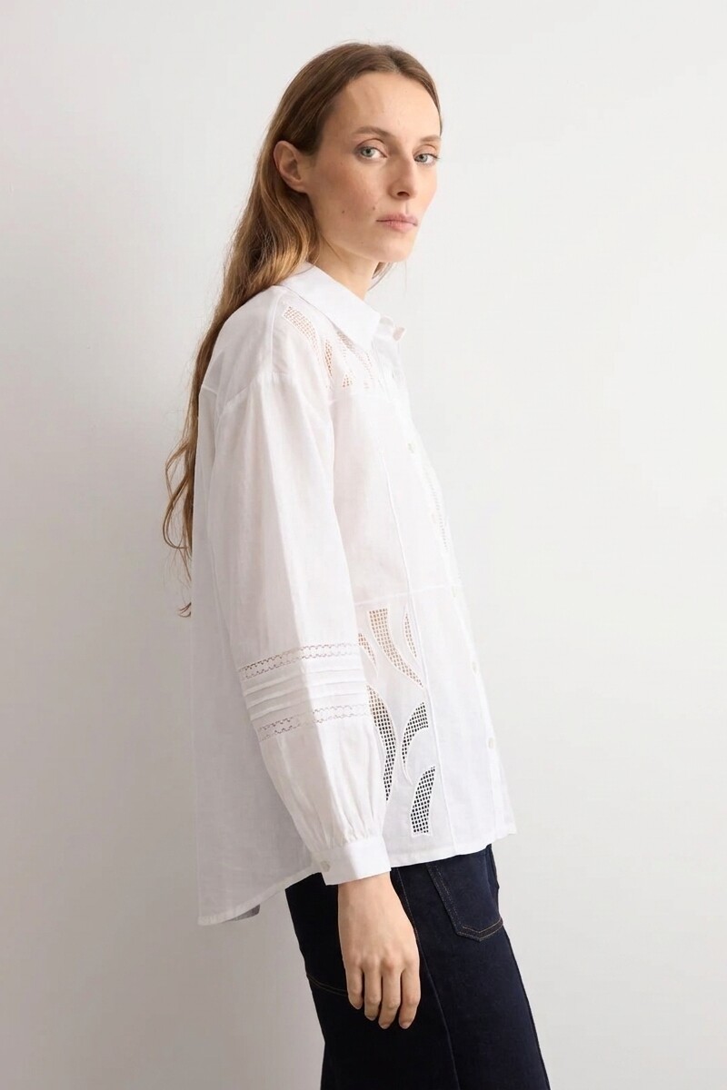 Camisa bordada y calada blanco