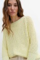 Sweater cinta con ruedo curvo crudo