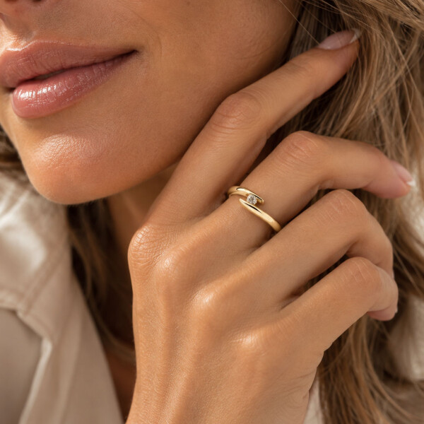 Anillo Adele de Oro Amarillo 18k Brillantes Anillo Adele de Oro Amarillo 18k Brillantes