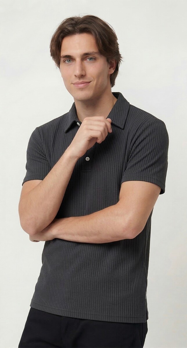 Remera Walter. - Negro 