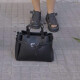 Cartera Paulina Negra