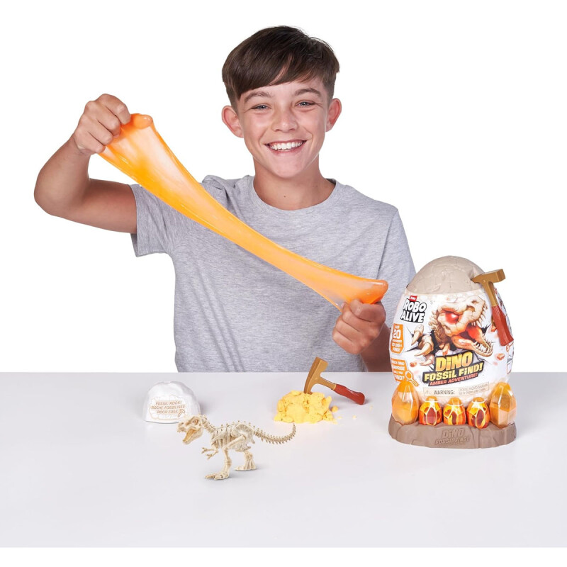 Robo Alive Fossil Find Amber Adventure Robo Alive Fossil Find Amber Adventure