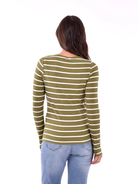 REMERA FELDA VARIANTE 4