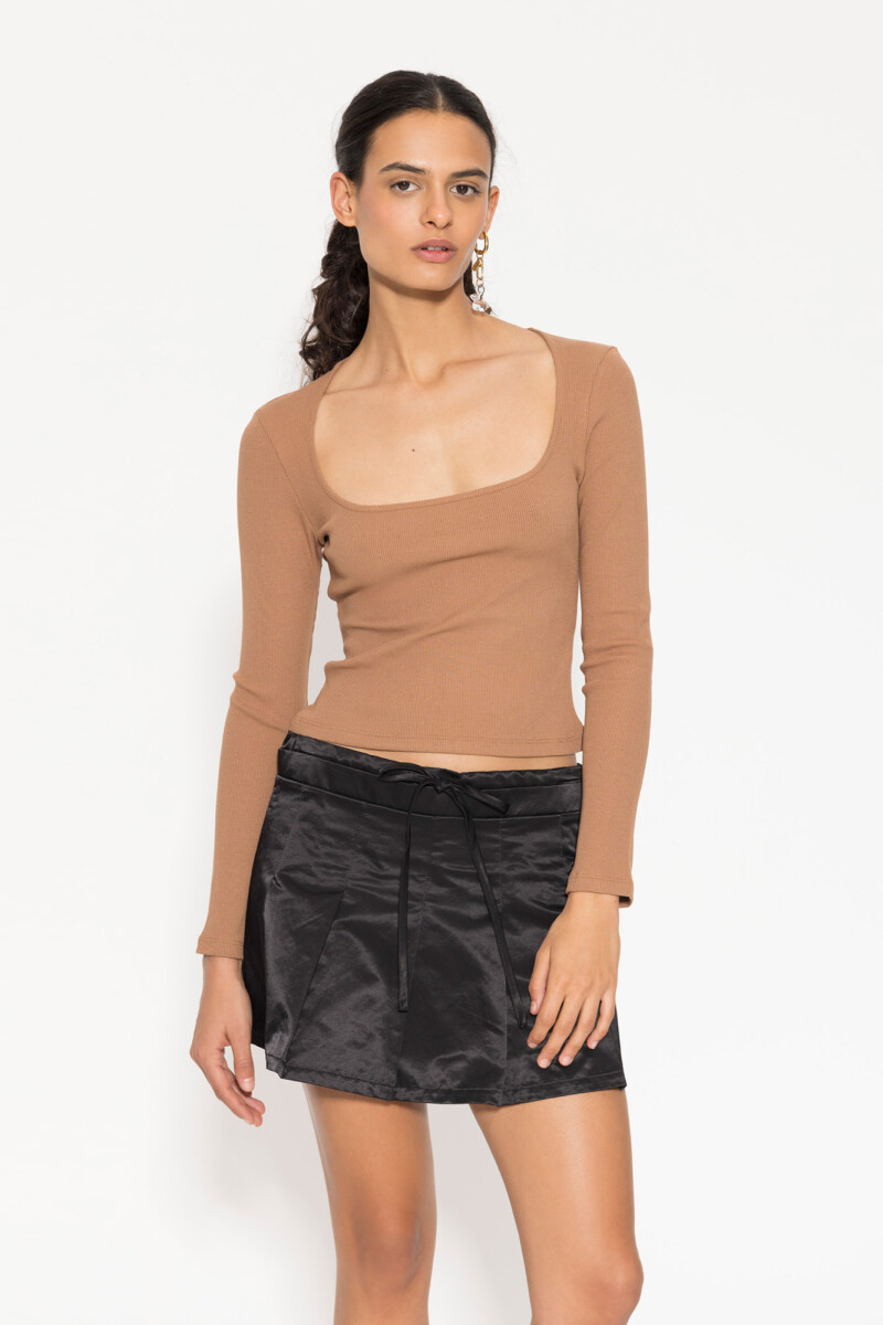 TOP KENDALL Camel