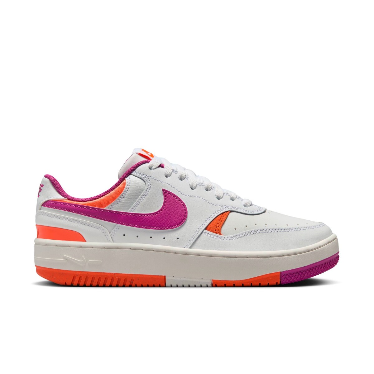 WMNS NIKE GAMMA FORCE - Blanco 