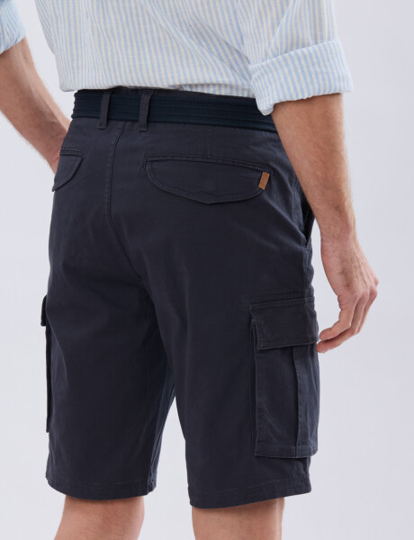 BERMUDA CARGO CON CINTO Azul