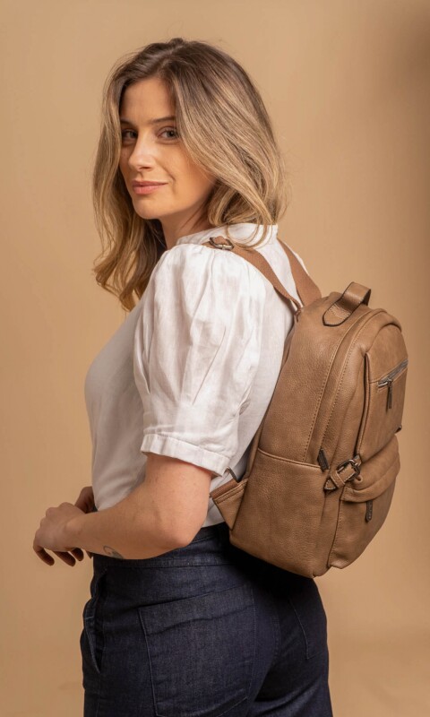 MOCHILA GERANIO TOPO