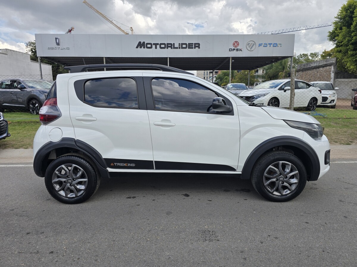 Fiat Mobi Trekking 1.0 Extra Full | Permuta / Financia Fiat Mobi Trekking 1.0 Extra Full | Permuta / Financia