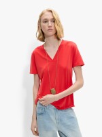Camiseta Básica Cuello Pico rojo
