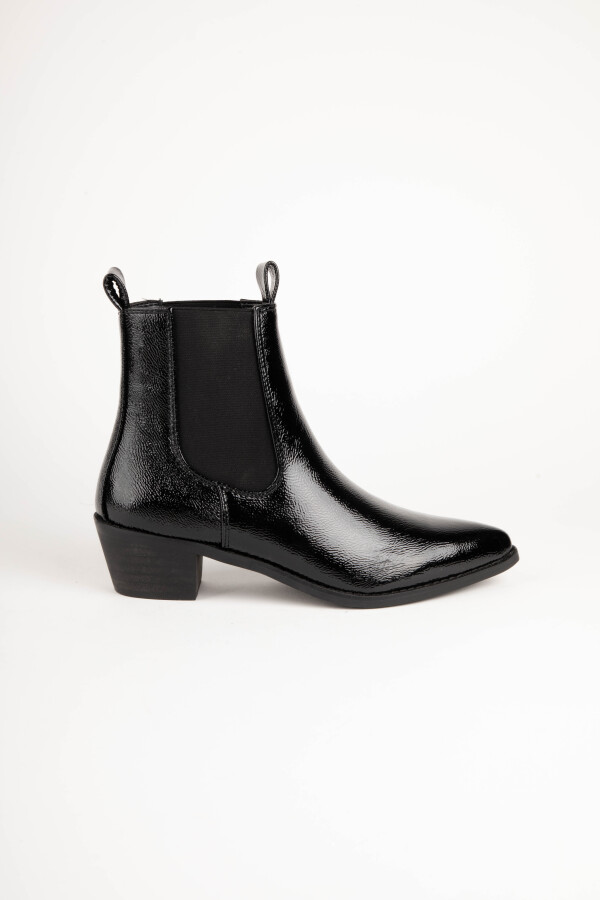 BOTA KRISTENA Charol Negro